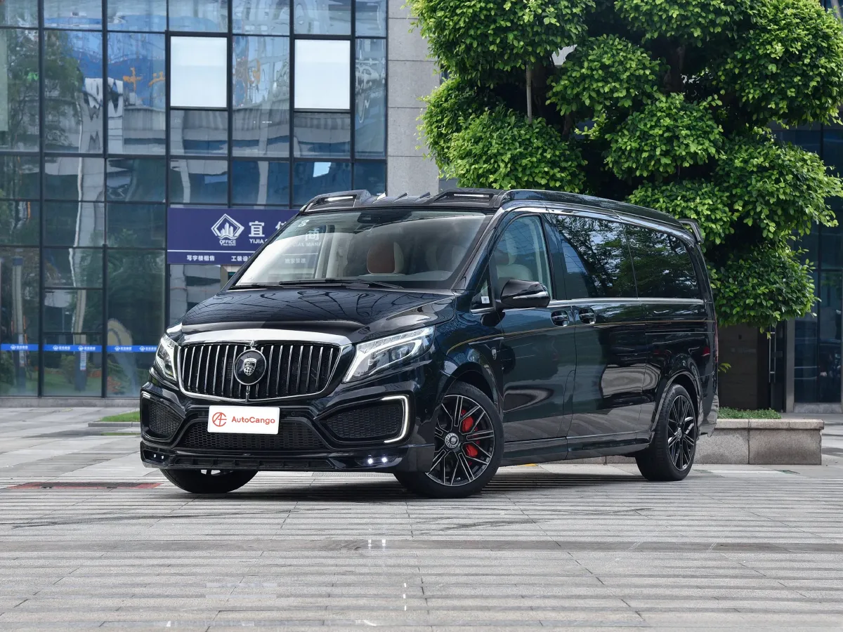 LUMMA CLR V,autocango,china used car exporter,china ev exporter,chinese used car exporter,chinese used ev exporter