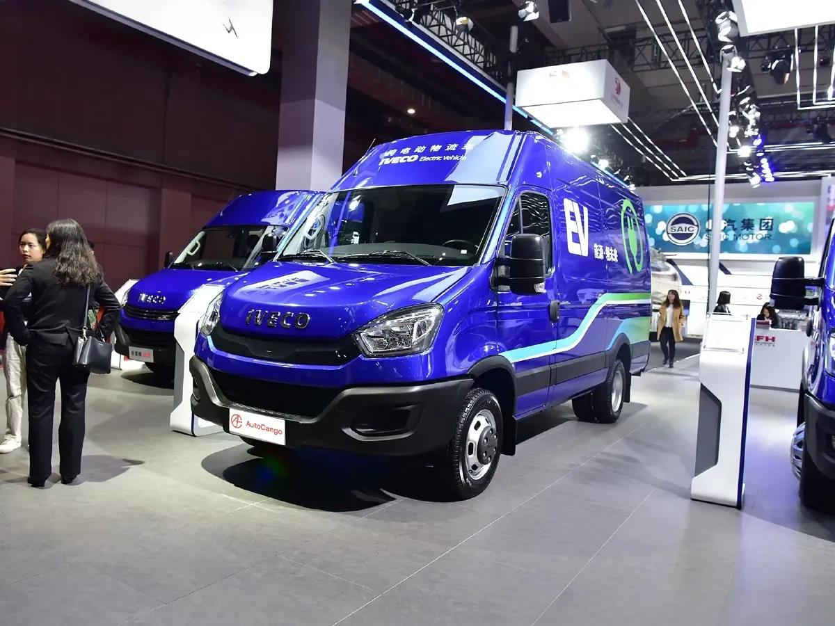 Iveco OuSheng,autocango,china used car exporter,china ev exporter,chinese used car exporter,chinese used ev exporter