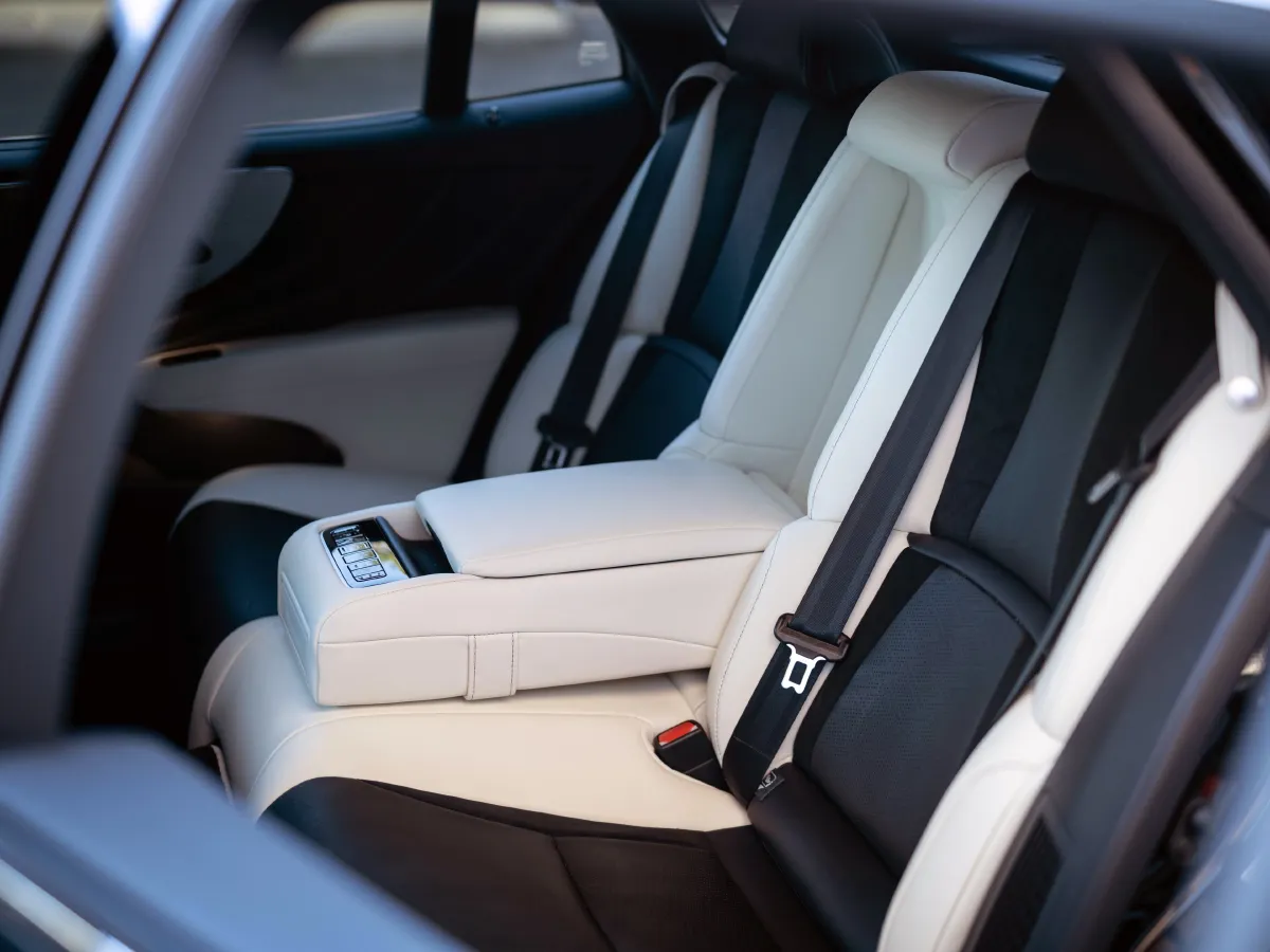 2020 Lexus LS 3.5L 299HP V6 E-CVT Hybrid,autocango,china used car exporter,china ev exporter,chinese used car exporter,chinese used ev exporter