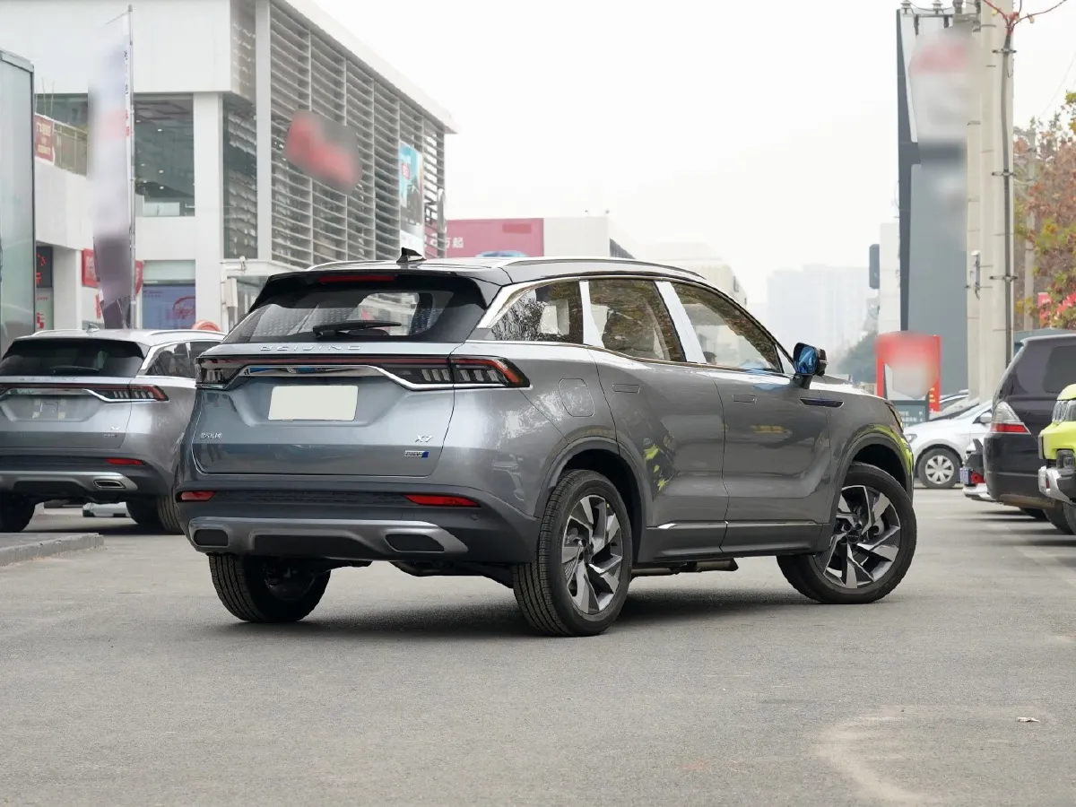 BeiJing Auto X7,autocango,china used car exporter,china ev exporter,chinese used car exporter,chinese used ev exporter