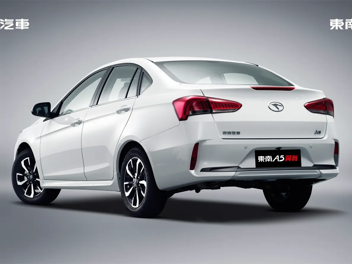 Soueast A5,autocango,china used car exporter,china ev exporter,chinese used car exporter,chinese used ev exporter