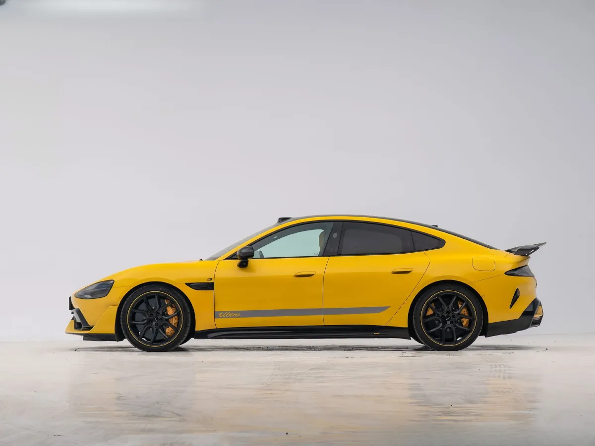 MI SU7 Ultra,autocango,china used car exporter,china ev exporter,chinese used car exporter,chinese used ev exporter