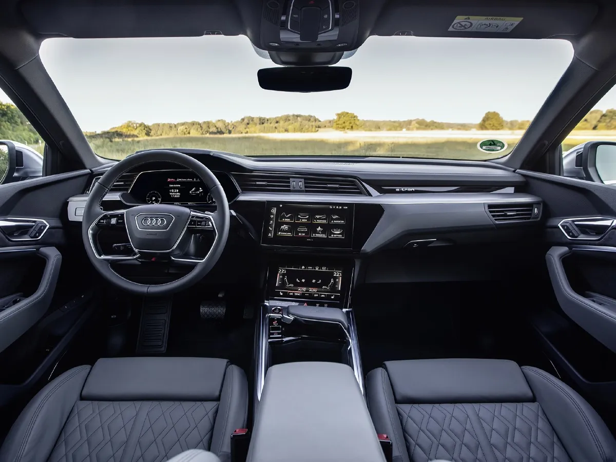 Audi e-tron,autocango,china used car exporter,china ev exporter,chinese used car exporter,chinese used ev exporter