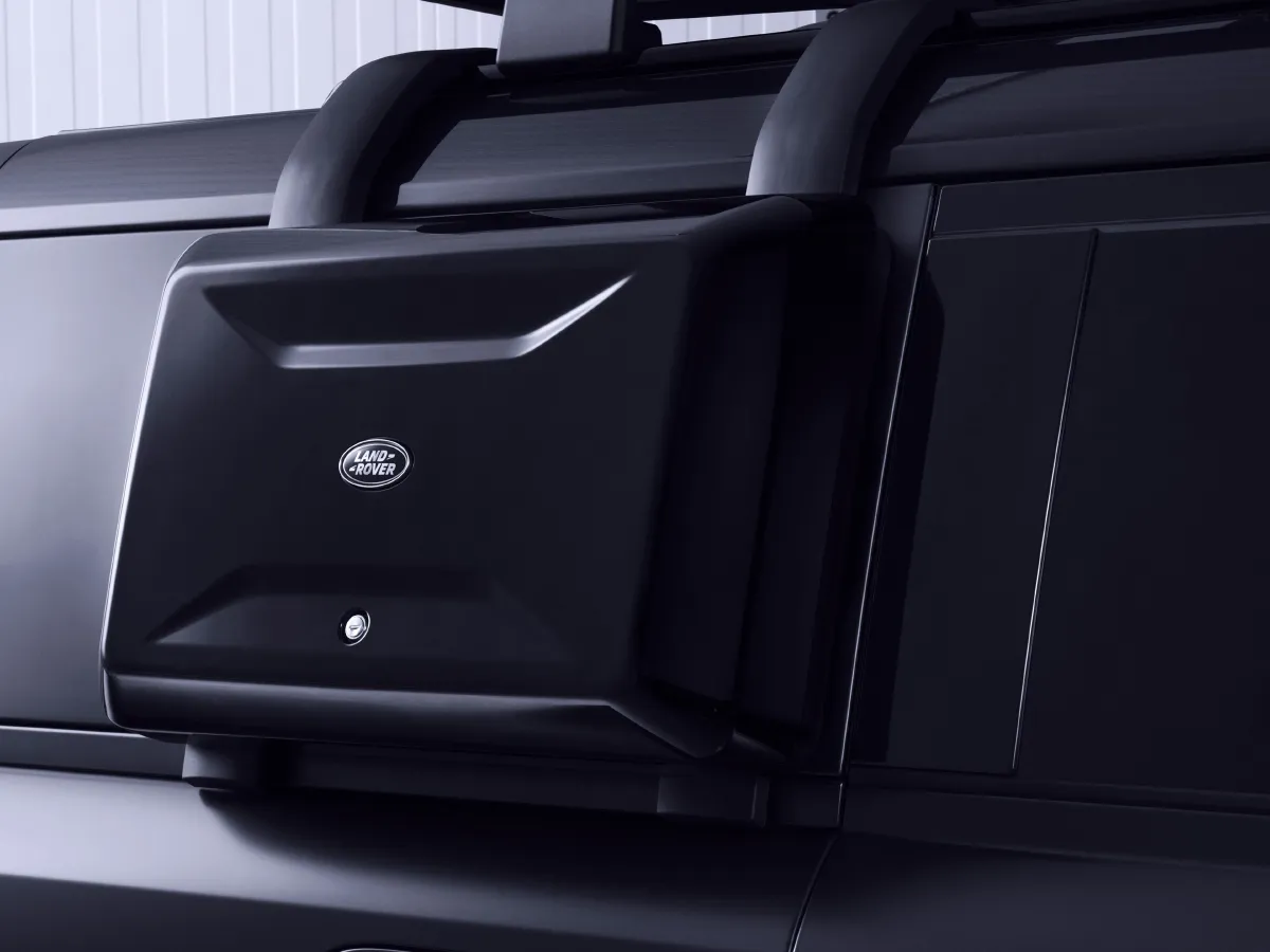 Land Rover Defender,autocango,china used car exporter,china ev exporter,chinese used car exporter,chinese used ev exporter