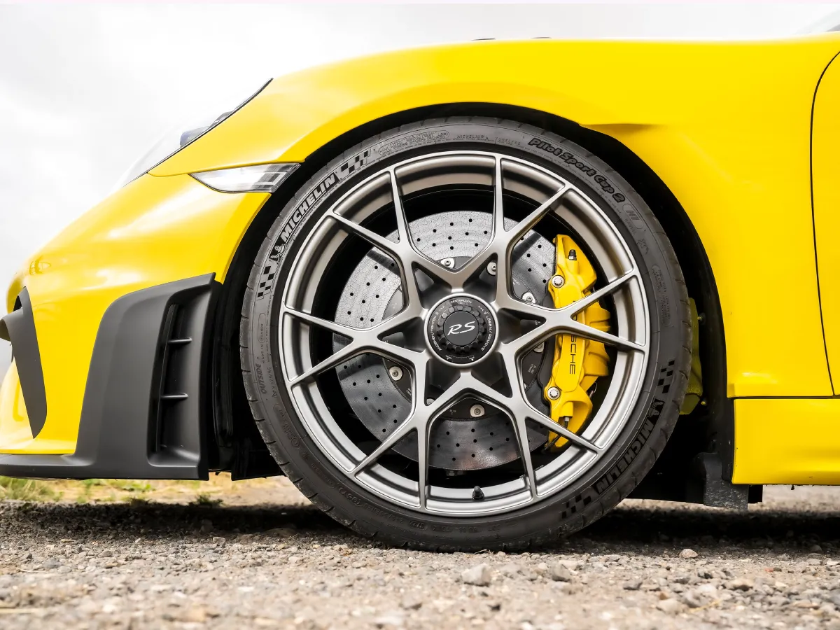 Porsche 718,autocango,china used car exporter,china ev exporter,chinese used car exporter,chinese used ev exporter