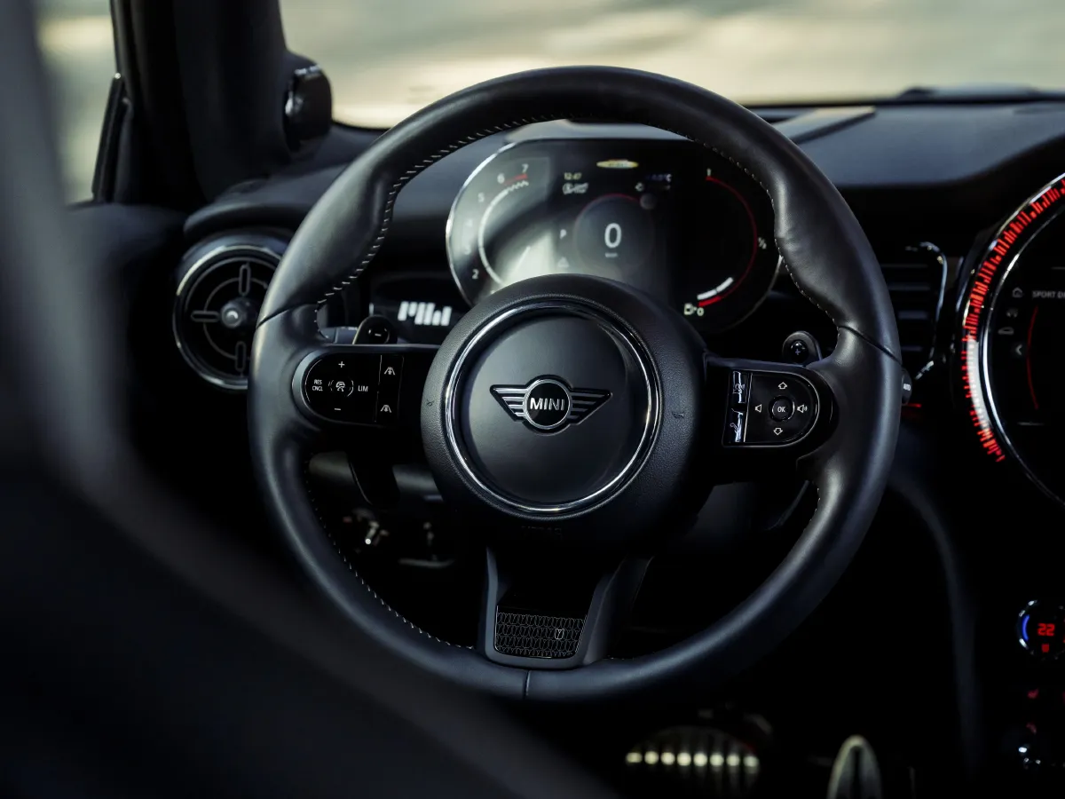 MINI JCW,autocango,china used car exporter,china ev exporter,chinese used car exporter,chinese used ev exporter