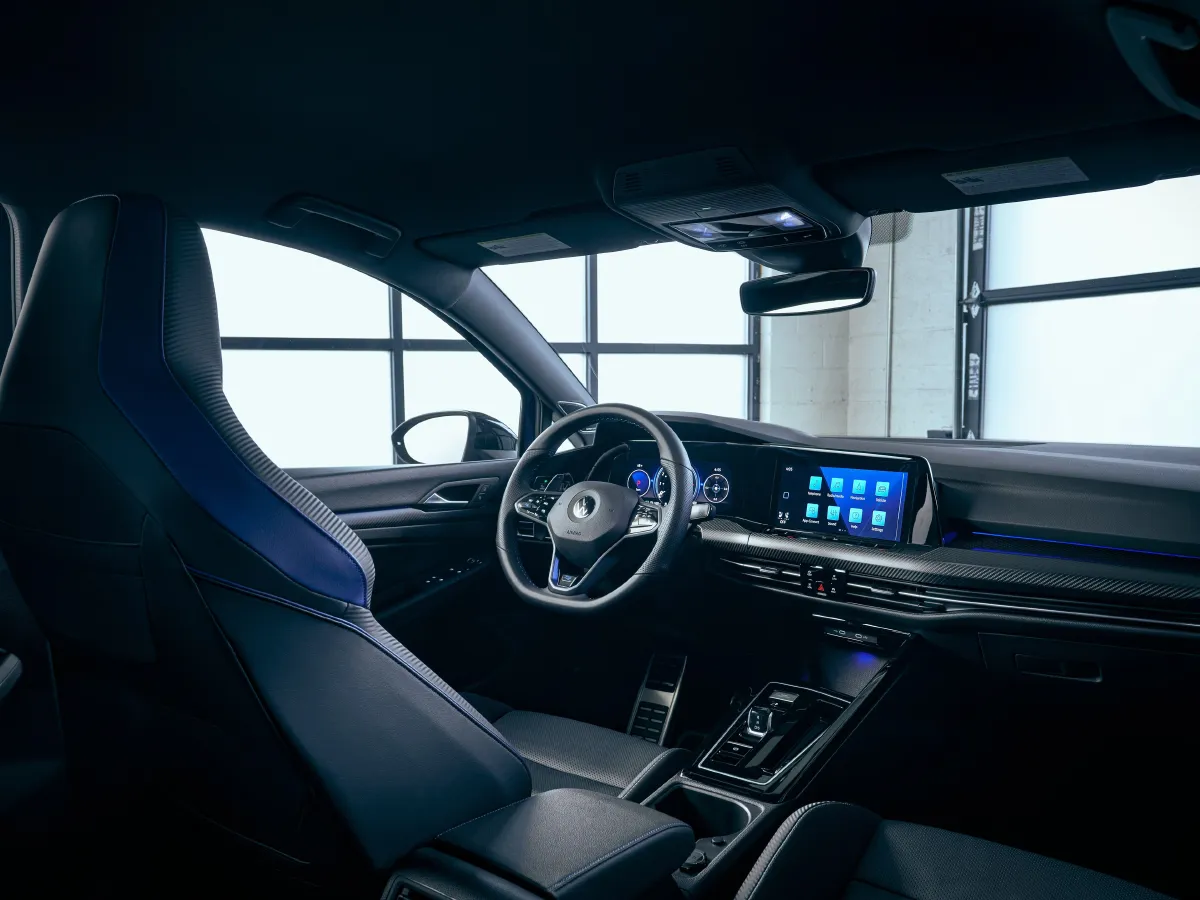 2011 Volkswagen Golf 2.0T 256HP L4 6DCT,autocango,china used car exporter,china ev exporter,chinese used car exporter,chinese used ev exporter