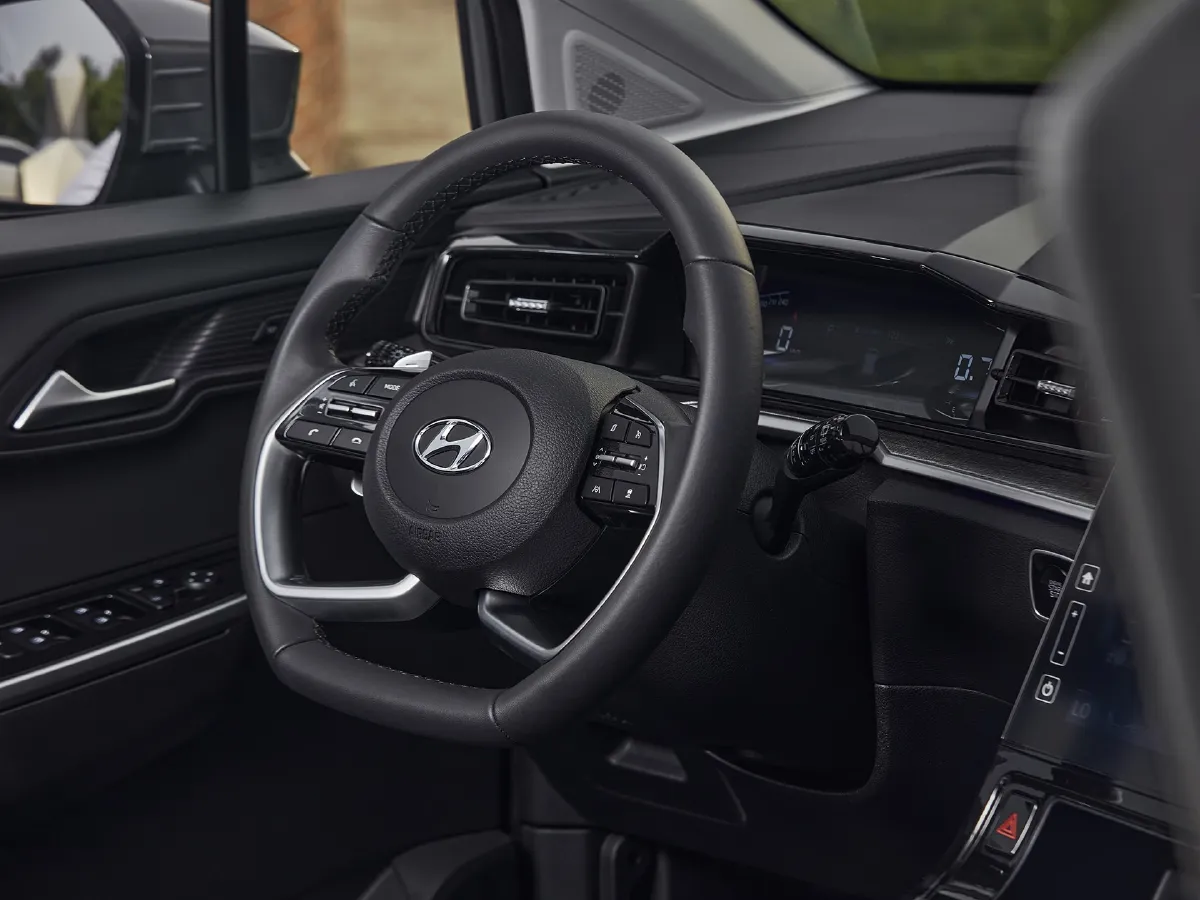 Hyundai Custo,autocango,china used car exporter,china ev exporter,chinese used car exporter,chinese used ev exporter