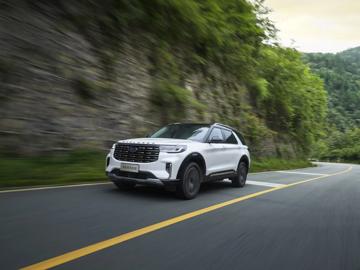 Ford Explorer,autocango,china used car exporter,china ev exporter,chinese used car exporter,chinese used ev exporter