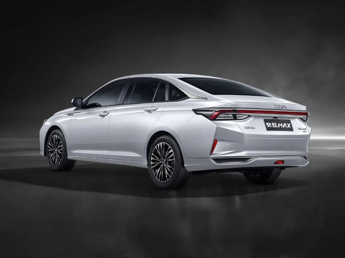 DongFeng Aeolus YiXuan MAX,autocango,china used car exporter,china ev exporter,chinese used car exporter,chinese used ev exporter