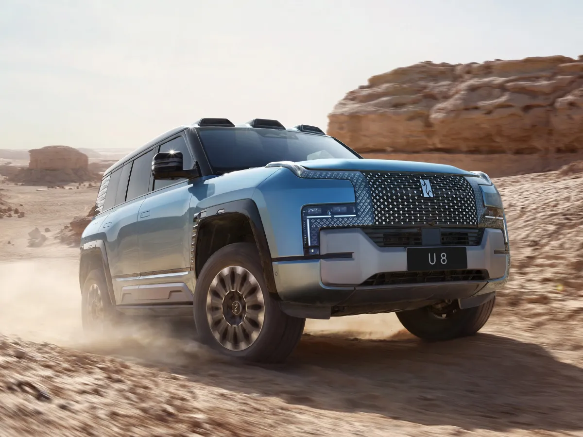 YangWang U8,autocango,china used car exporter,china ev exporter,chinese used car exporter,chinese used ev exporter