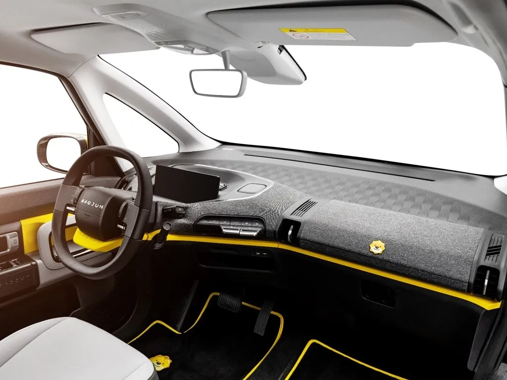 BaoJun E300,autocango,china used car exporter,china ev exporter,chinese used car exporter,chinese used ev exporter