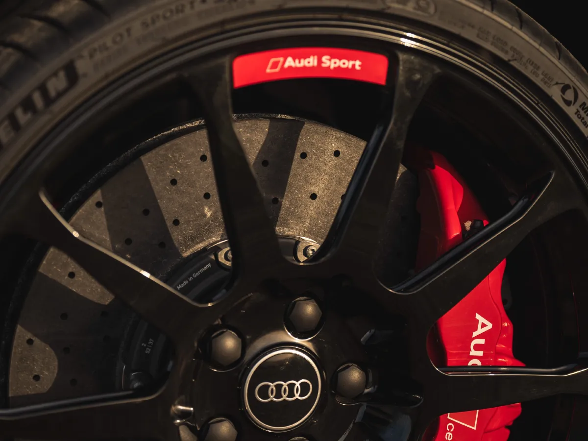 Audi R8,autocango,china used car exporter,china ev exporter,chinese used car exporter,chinese used ev exporter