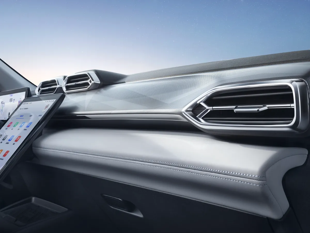 2024 DongFeng Aeolus HaoHan 1.5T 204HP L4 4DHT Hybrid,autocango,china used car exporter,china ev exporter,chinese used car exporter,chinese used ev exporter