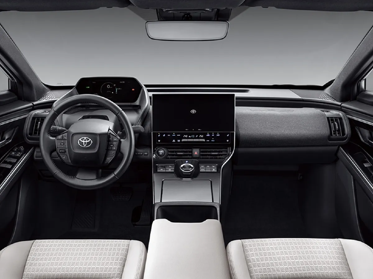 Toyota BZ4X,autocango,china used car exporter,china ev exporter,chinese used car exporter,chinese used ev exporter