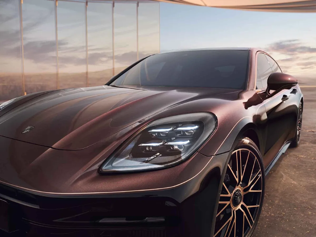 Porsche Panamera,autocango,china used car exporter,china ev exporter,chinese used car exporter,chinese used ev exporter