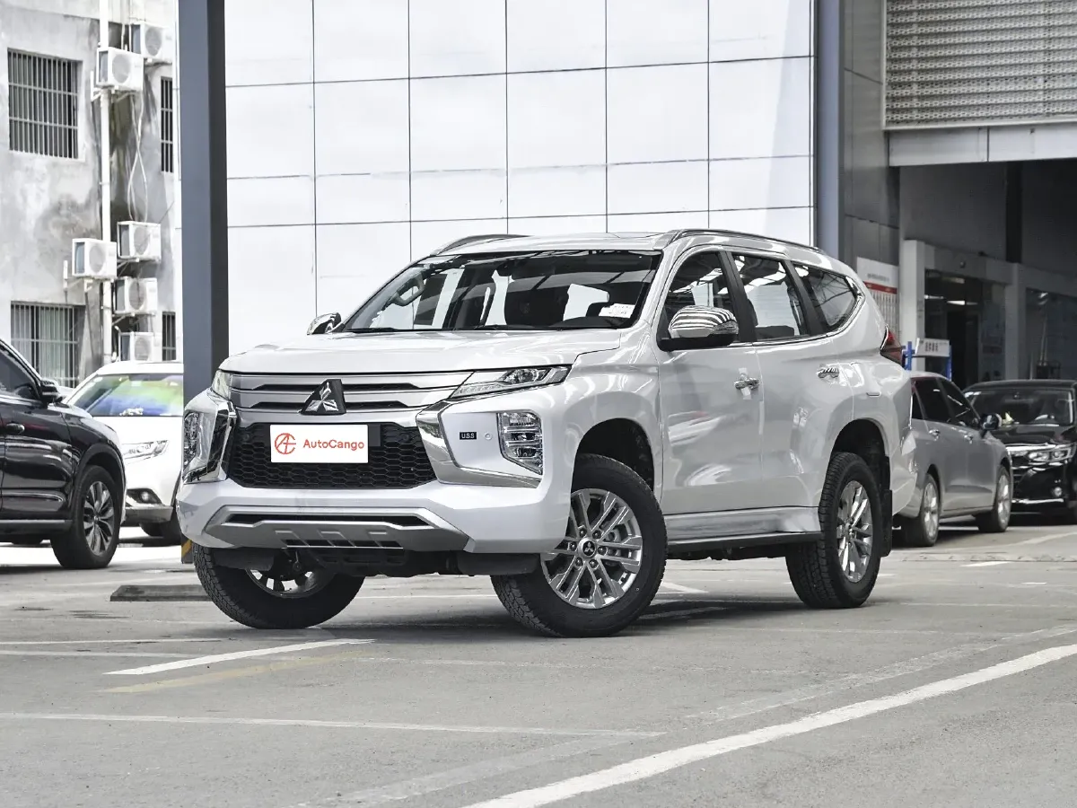 Mitsubishi Pajero,autocango,china used car exporter,china ev exporter,chinese used car exporter,chinese used ev exporter Mitsubishi Pajero,autocango,china used car exporter,china ev exporter,chinese used car exporter,chinese used ev exporter