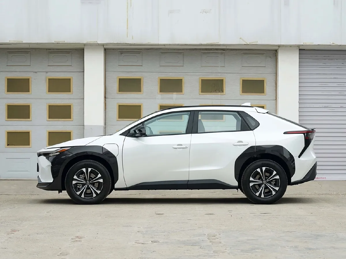 Toyota bZ4X,autocango,china used car exporter,china ev exporter,chinese used car exporter,chinese used ev exporter