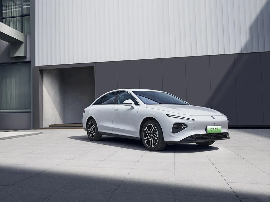 Roewe D7,autocango,china used car exporter,china ev exporter,chinese used car exporter,chinese used ev exporter