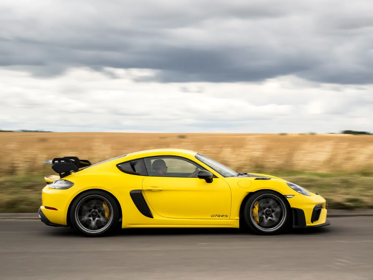 Porsche 718,autocango,china used car exporter,china ev exporter,chinese used car exporter,chinese used ev exporter