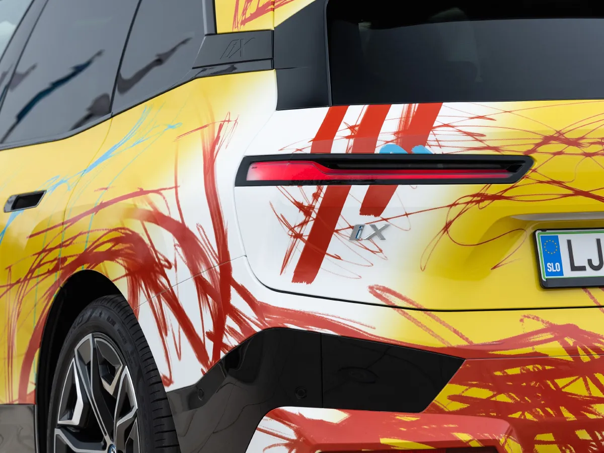 BMW iX,autocango,china used car exporter,china ev exporter,chinese used car exporter,chinese used ev exporter