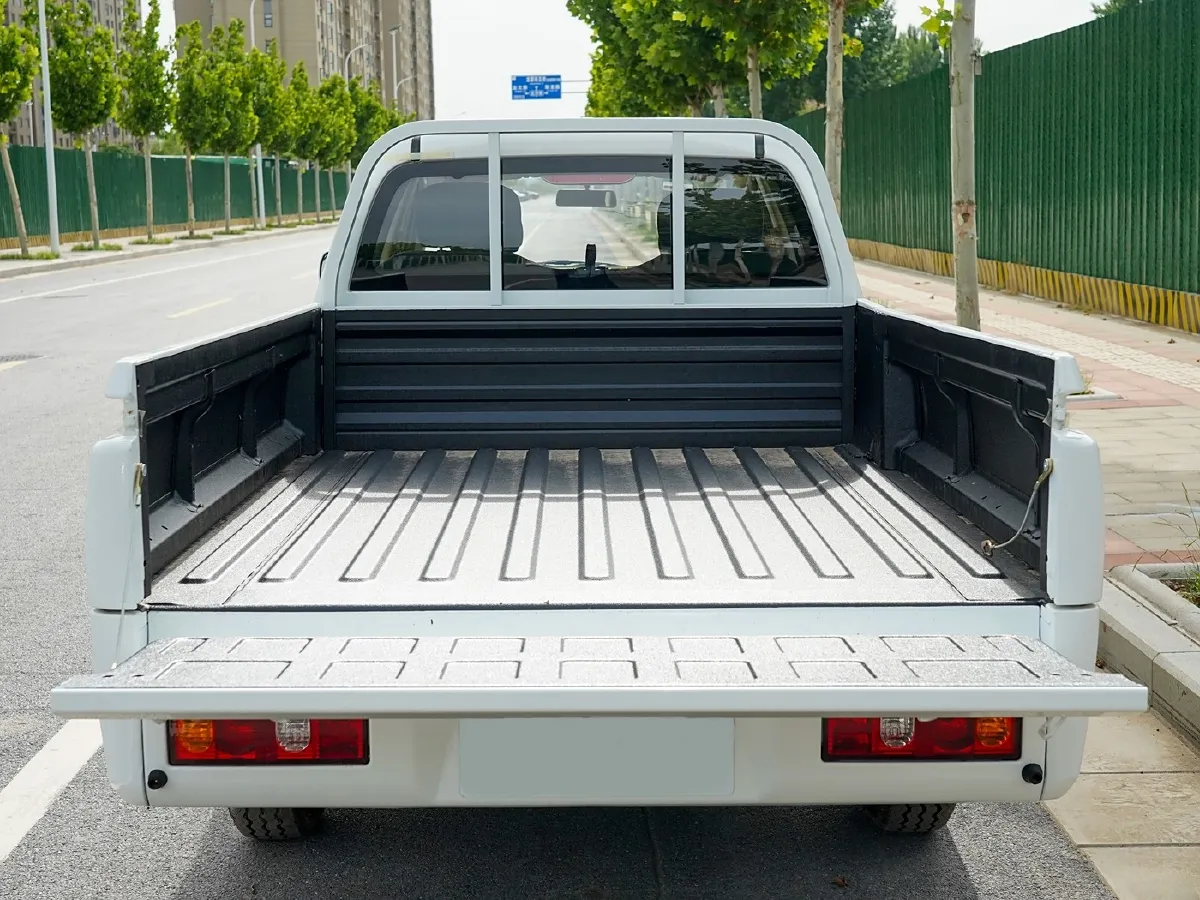 2019 ChangAn Kaicene ShenQi F30 1.5L 116HP L4 5MT,autocango,china used car exporter,china ev exporter,chinese used car exporter,chinese used ev exporter