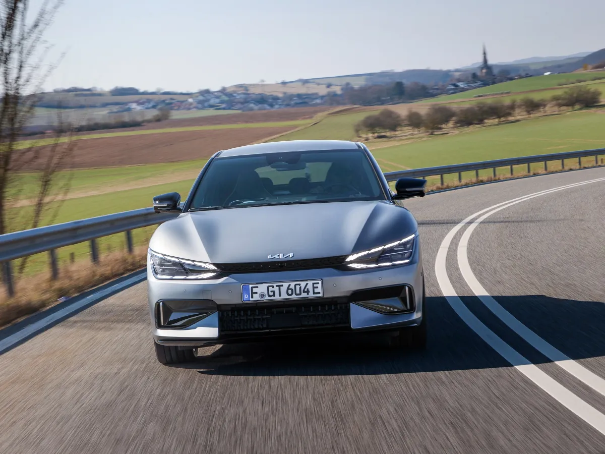 Kia EV6,autocango,china used car exporter,china ev exporter,chinese used car exporter,chinese used ev exporter