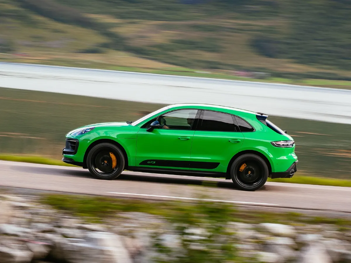 Porsche Macan,autocango,china used car exporter,china ev exporter,chinese used car exporter,chinese used ev exporter