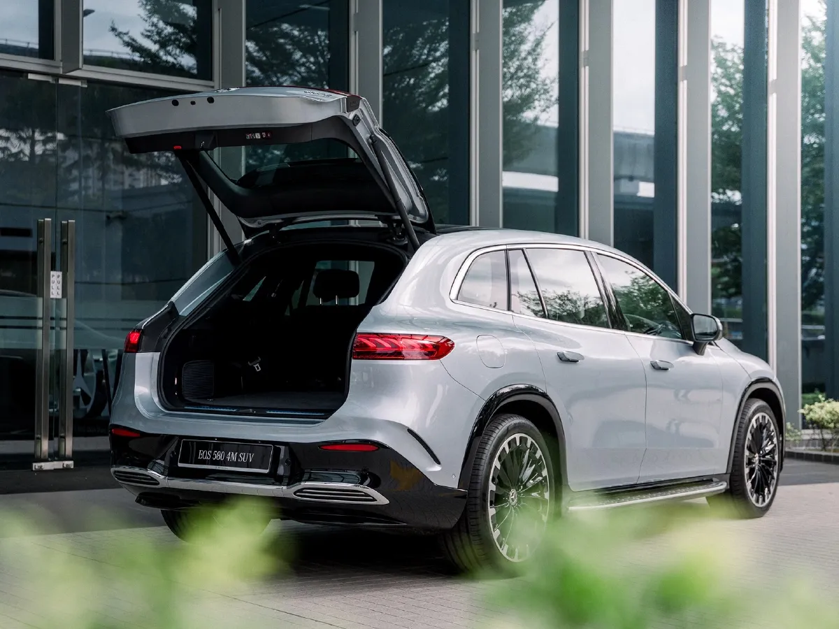 Mercedes-Benz EQS SUV,autocango,china used car exporter,china ev exporter,chinese used car exporter,chinese used ev exporter