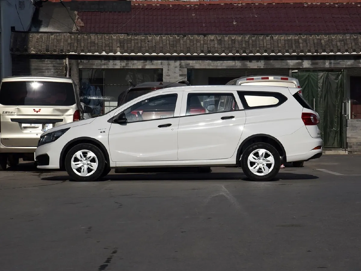 BaoJun 310W,autocango,china used car exporter,china ev exporter,chinese used car exporter,chinese used ev exporter