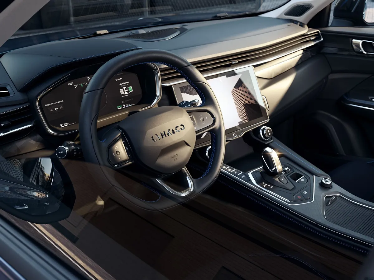 LYNK&CO 01 EM-P,autocango,china used car exporter,china ev exporter,chinese used car exporter,chinese used ev exporter