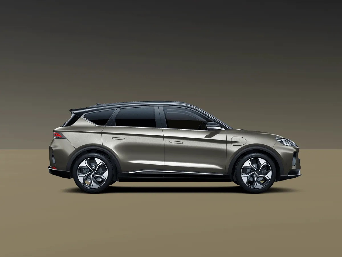 ARCFOX αT,autocango,china used car exporter,china ev exporter,chinese used car exporter,chinese used ev exporter