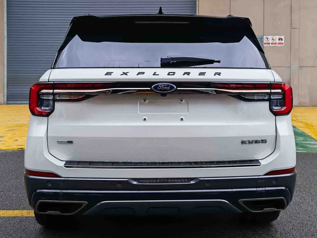 Ford Explorer,autocango,china used car exporter,china ev exporter,chinese used car exporter,chinese used ev exporter