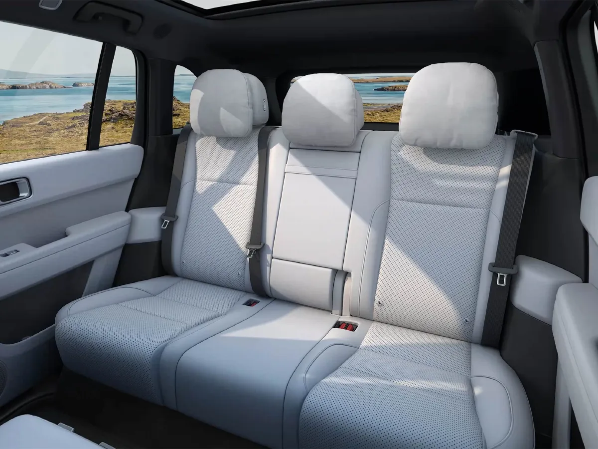 Li L6,autocango,china used car exporter,china ev exporter,chinese used car exporter,chinese used ev exporter