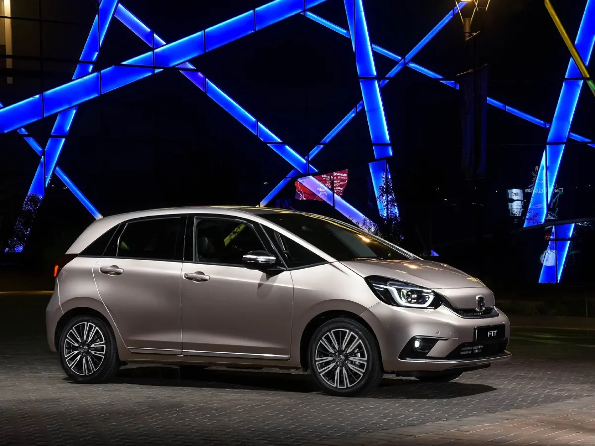 2013 Honda Fit 1.3L 88HP L4 CVT Hybrid,autocango,china used car exporter,china ev exporter,chinese used car exporter,chinese used ev exporter