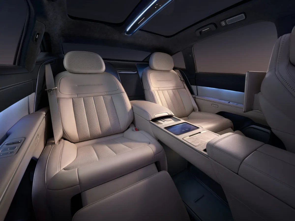 NIO ET9,autocango,china used car exporter,china ev exporter,chinese used car exporter,chinese used ev exporter