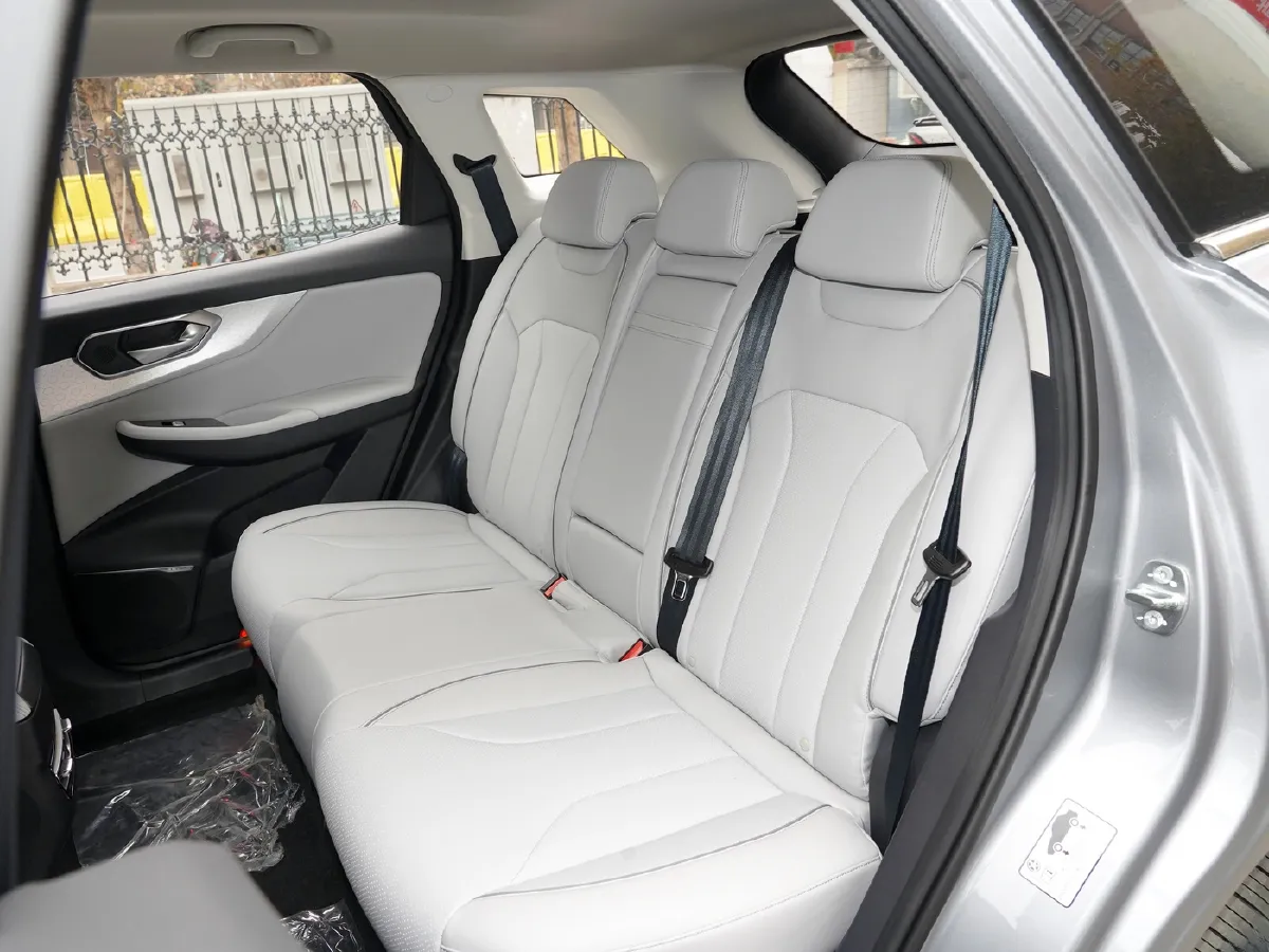 BeiJing Auto X7,autocango,china used car exporter,china ev exporter,chinese used car exporter,chinese used ev exporter