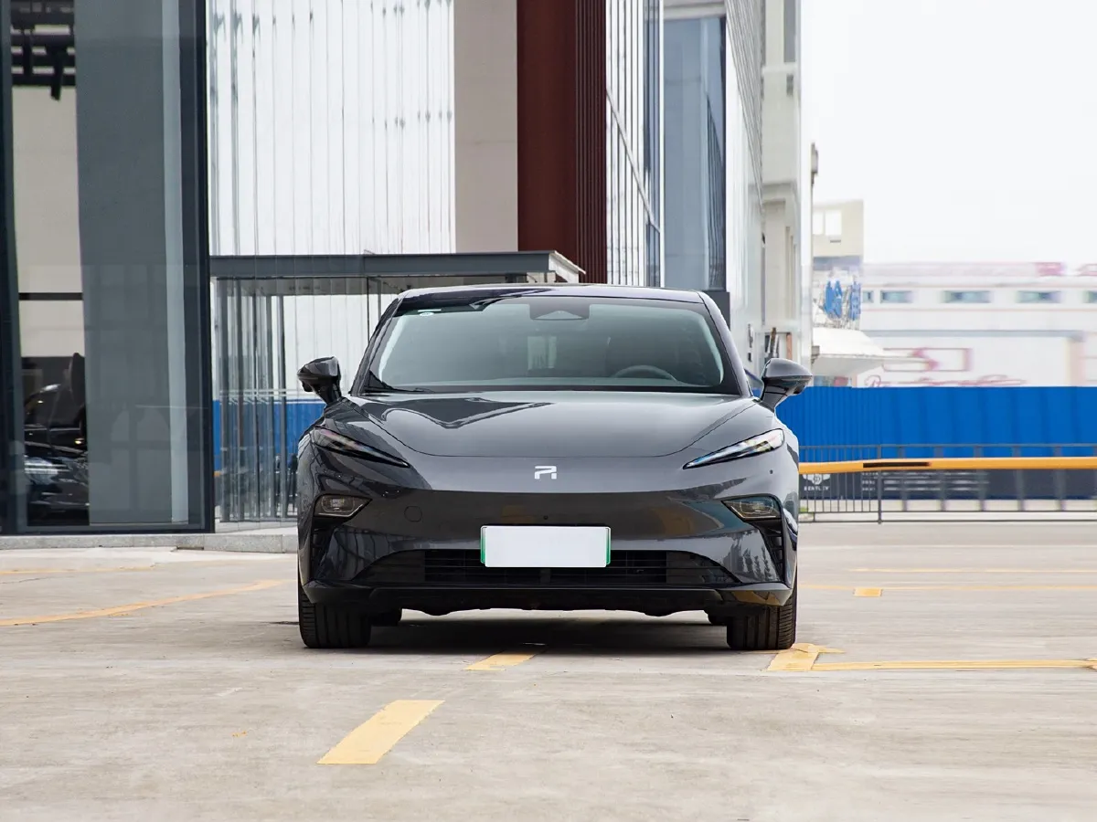 2023 Roewe F7 BEV 77KWH,autocango,china used car exporter,china ev exporter,chinese used car exporter,chinese used ev exporter