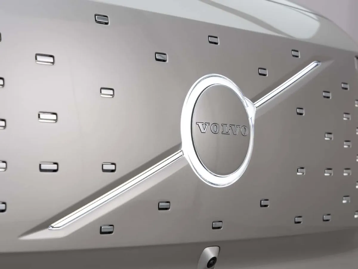 Volvo EM90,autocango,china used car exporter,china ev exporter,chinese used car exporter,chinese used ev exporter