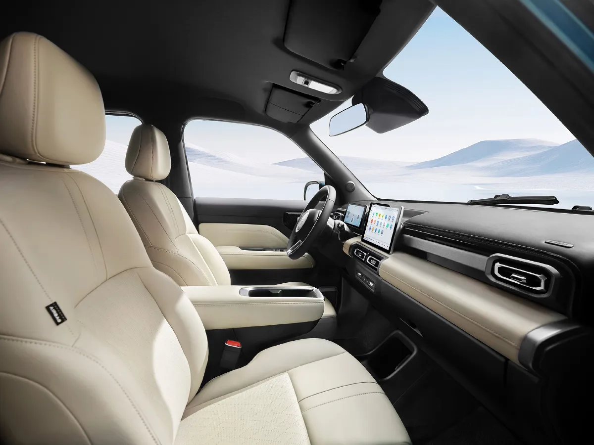 BaoJun YepPlus,autocango,china used car exporter,china ev exporter,chinese used car exporter,chinese used ev exporter