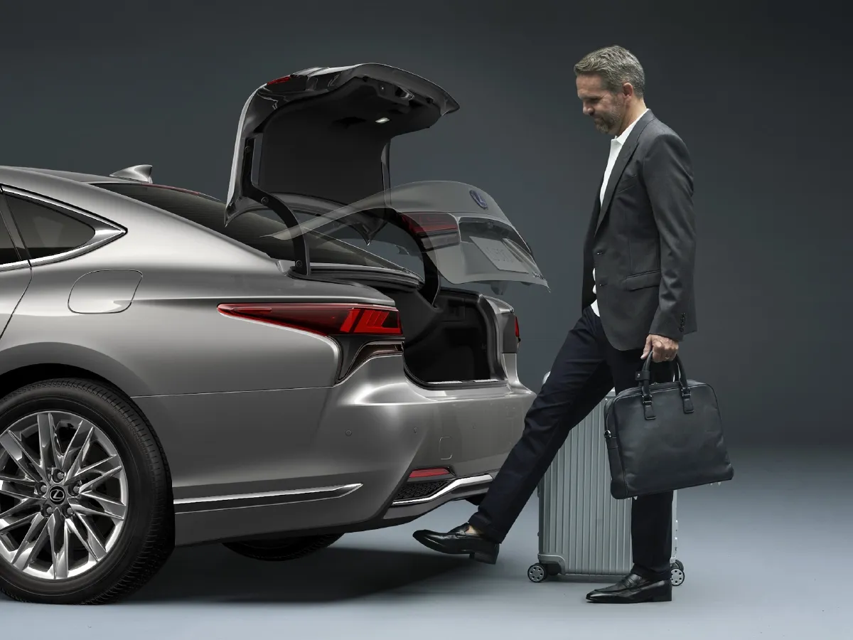 2020 Lexus LS 3.5L 299HP V6 E-CVT Hybrid,autocango,china used car exporter,china ev exporter,chinese used car exporter,chinese used ev exporter