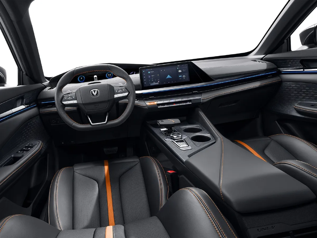 ChangAn UNI-V,autocango,china used car exporter,china ev exporter,chinese used car exporter,chinese used ev exporter