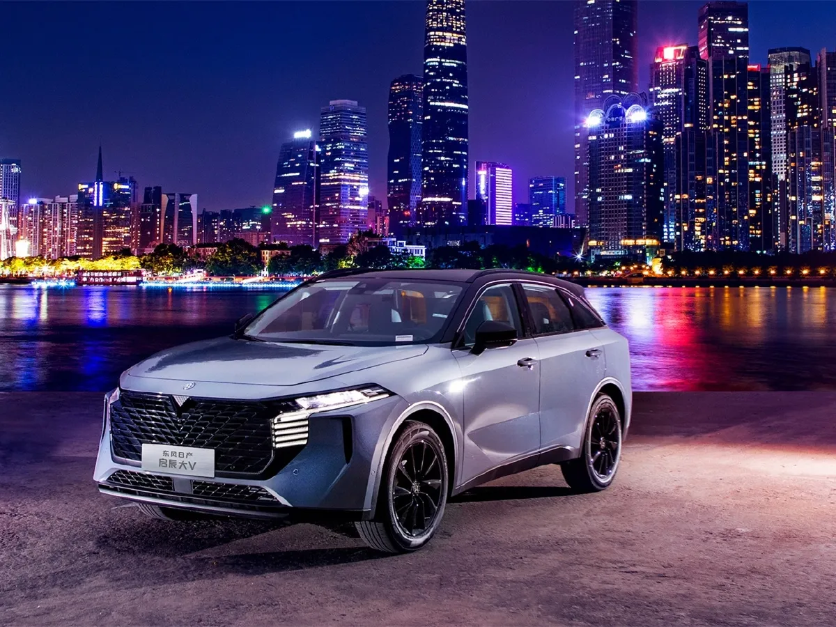 Venucia Grand V,autocango,china used car exporter,china ev exporter,chinese used car exporter,chinese used ev exporter