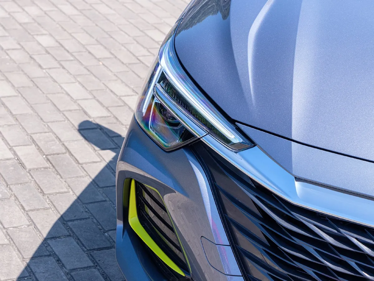 Roewe i6 MAX,autocango,china used car exporter,china ev exporter,chinese used car exporter,chinese used ev exporter