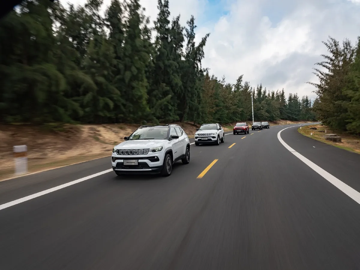 Jeep Compass,autocango,china used car exporter,china ev exporter,chinese used car exporter,chinese used ev exporter