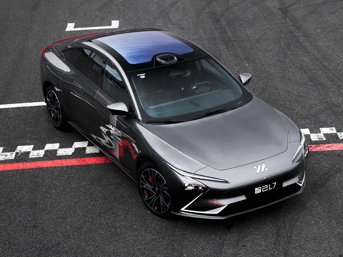 IM L7,autocango,china used car exporter,china ev exporter,chinese used car exporter,chinese used ev exporter