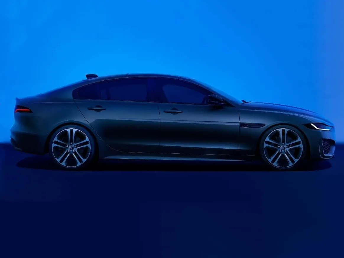 Jaguar E-PACE,autocango,china used car exporter,china ev exporter,chinese used car exporter,chinese used ev exporter