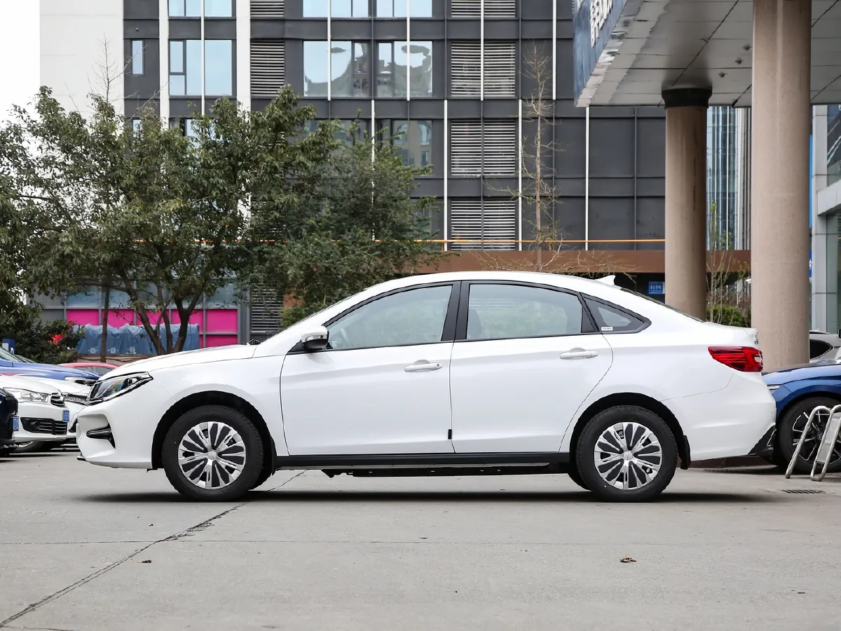 DongFeng Forthing S60 EV,autocango,china used car exporter,china ev exporter,chinese used car exporter,chinese used ev exporter