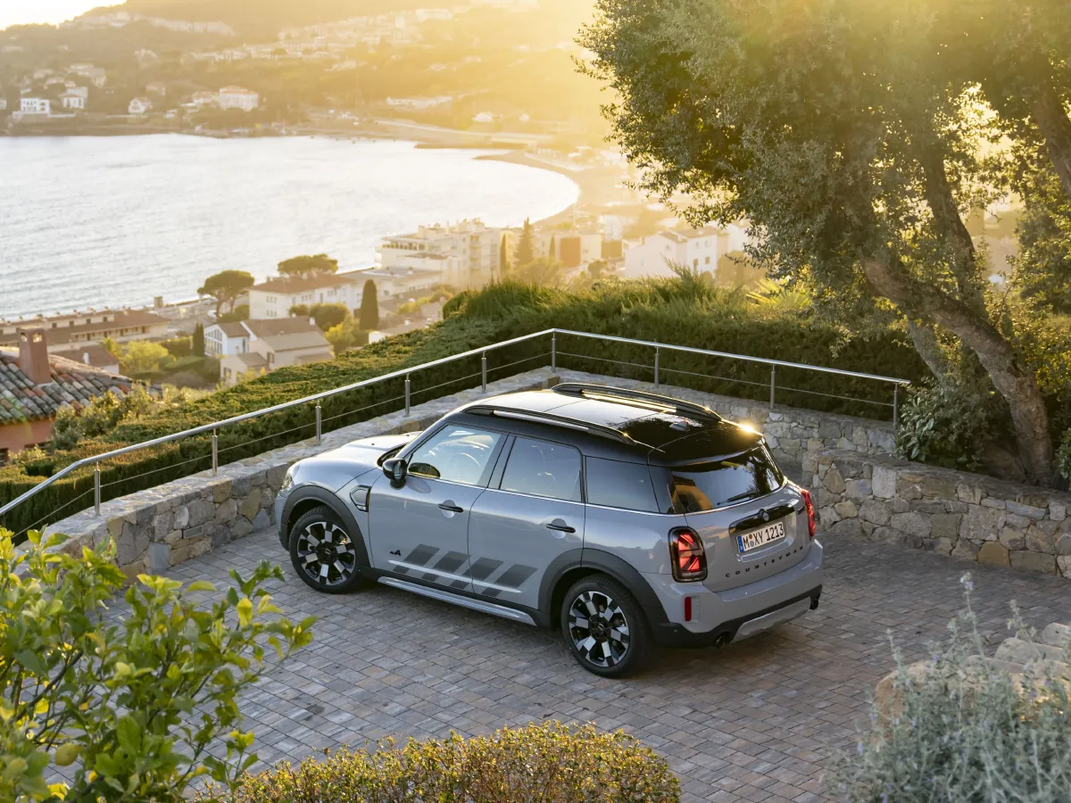 MINI COUNTRYMAN,autocango,china used car exporter,china ev exporter,chinese used car exporter,chinese used ev exporter