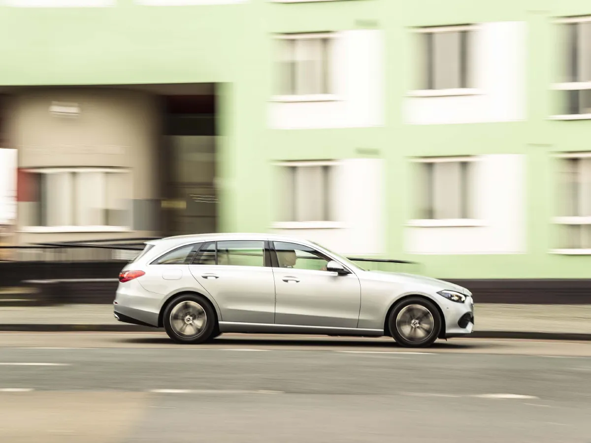 Mercedes-Benz C Class,autocango,china used car exporter,china ev exporter,chinese used car exporter,chinese used ev exporter